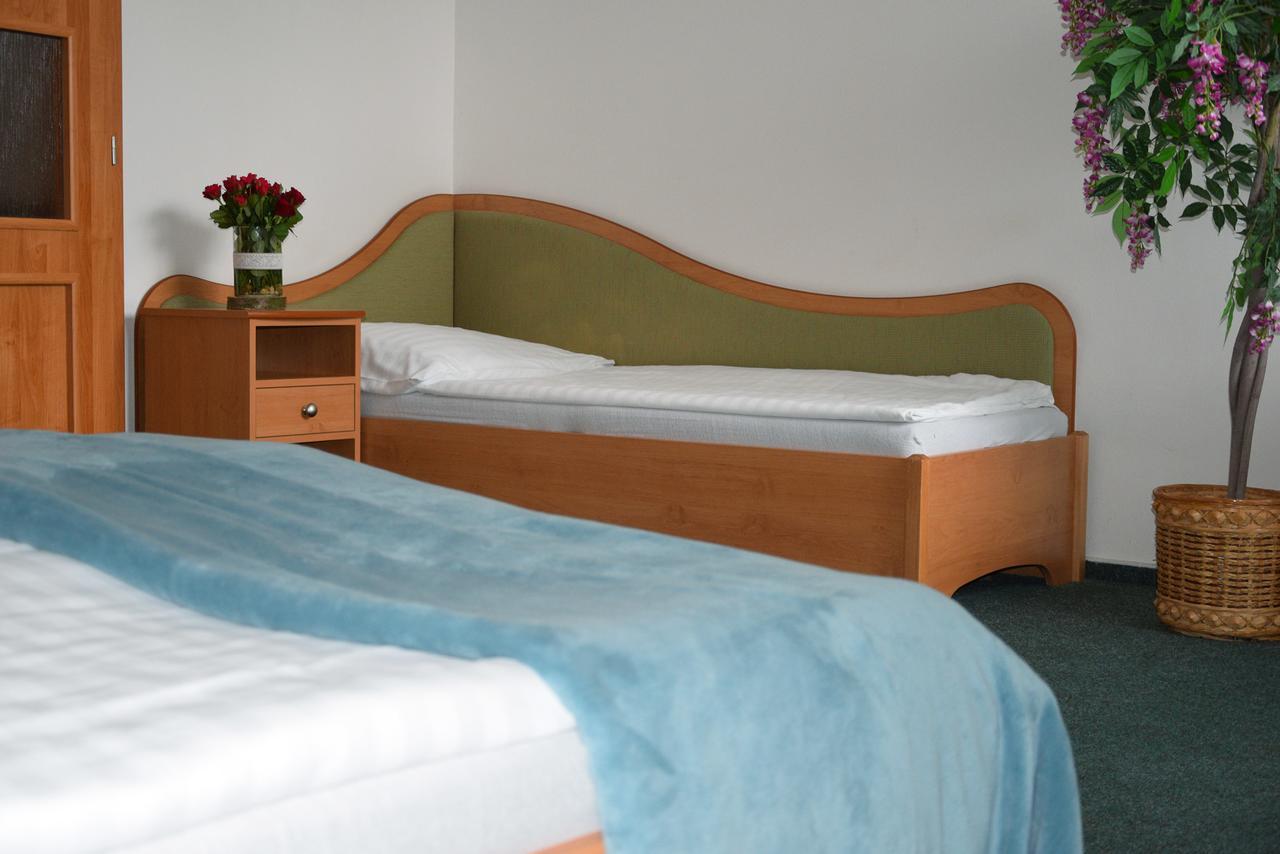 Hotel Jaskovska Krcma Горни-Терлицко Экстерьер фото